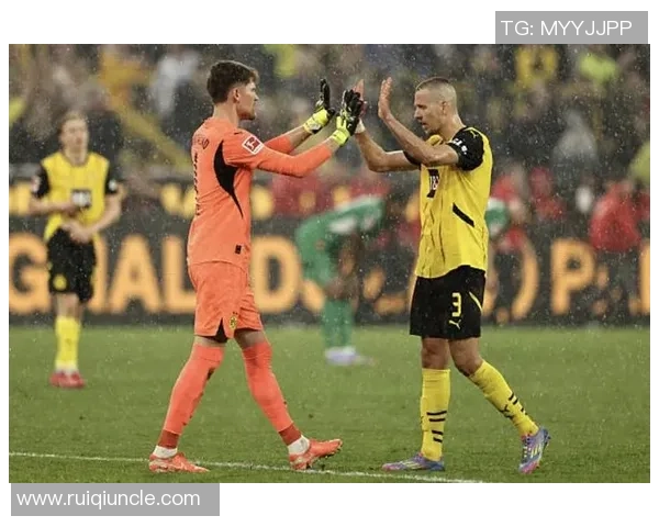 多特蒙德与门兴鏖战激烈 谁能在这场德甲较量中笑到最后