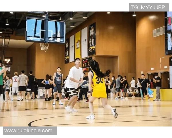 孙铭徽领衔新一代篮球崛起 见证他如何引领中国男篮的新辉煌